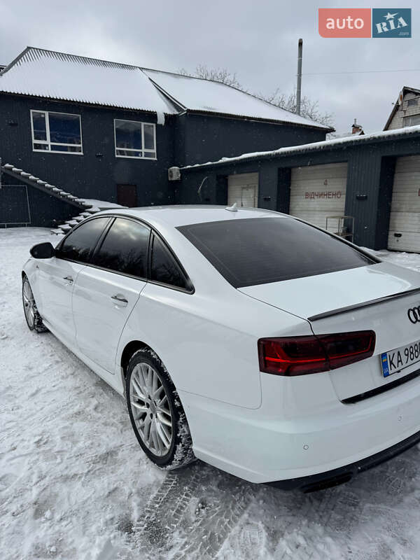 Седан Audi A6 2014 в Киеве