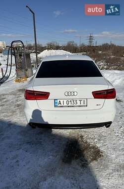 Седан Audi A6 2012 в Буче