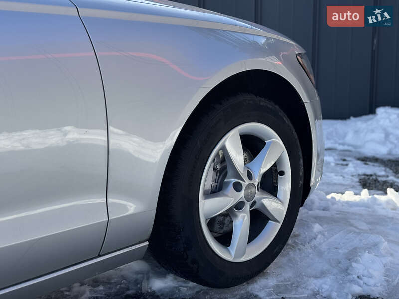 Седан Audi A6 2012 в Луцке