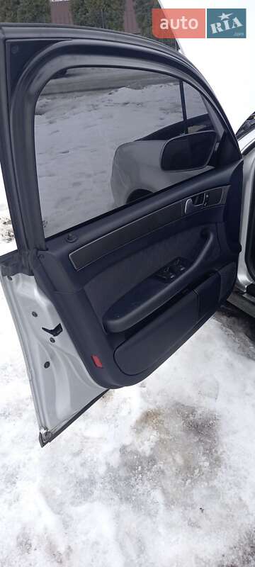 Седан Audi A6 2002 в Киеве