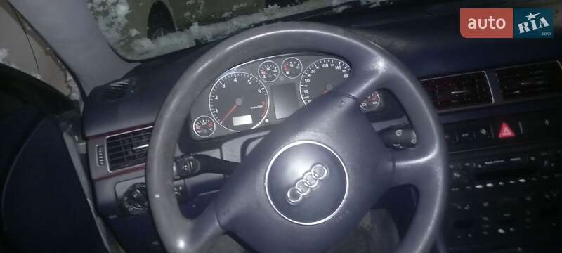 Седан Audi A6 2002 в Киеве