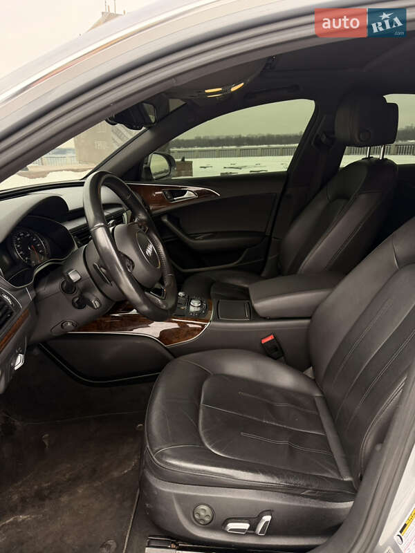 Седан Audi A6 2015 в Киеве