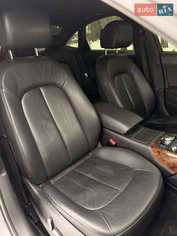 Седан Audi A6 2015 в Киеве