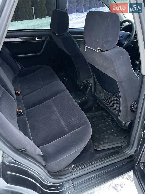 Седан Audi A6 1995 в Львові