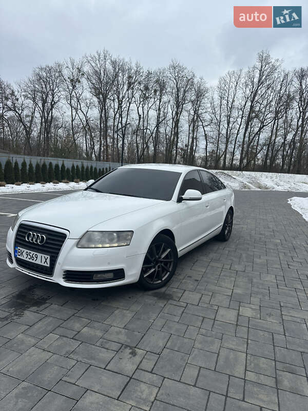 Седан Audi A6 2010 в Луцке