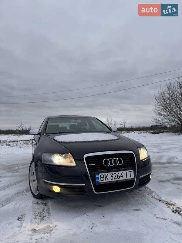 Седан Audi A6 2004 в Гощі