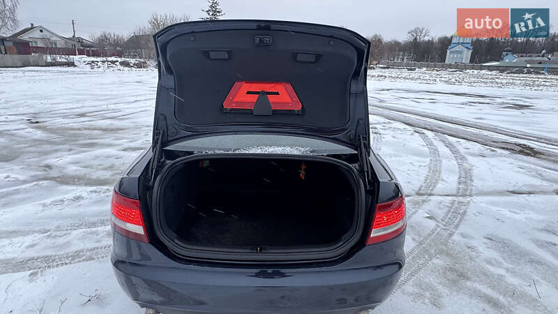 Седан Audi A6 2004 в Гощі