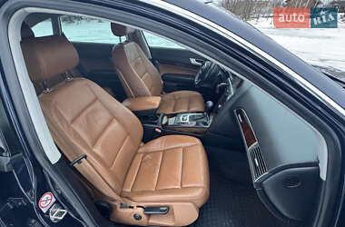 Седан Audi A6 2004 в Гоще