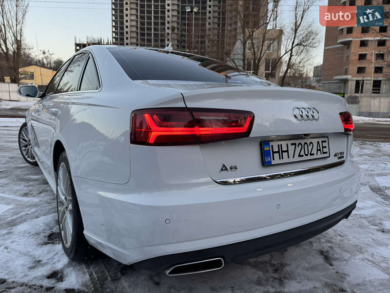 Седан Audi A6 2016 в Киеве