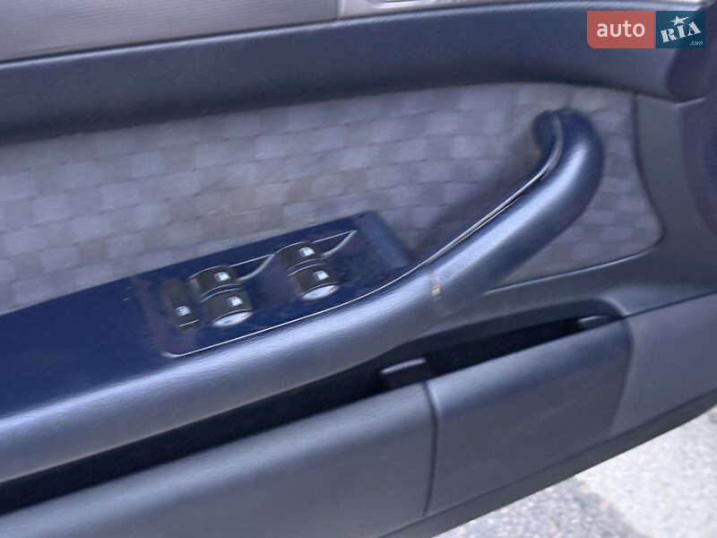 Универсал Audi A6 2004 в Днепре