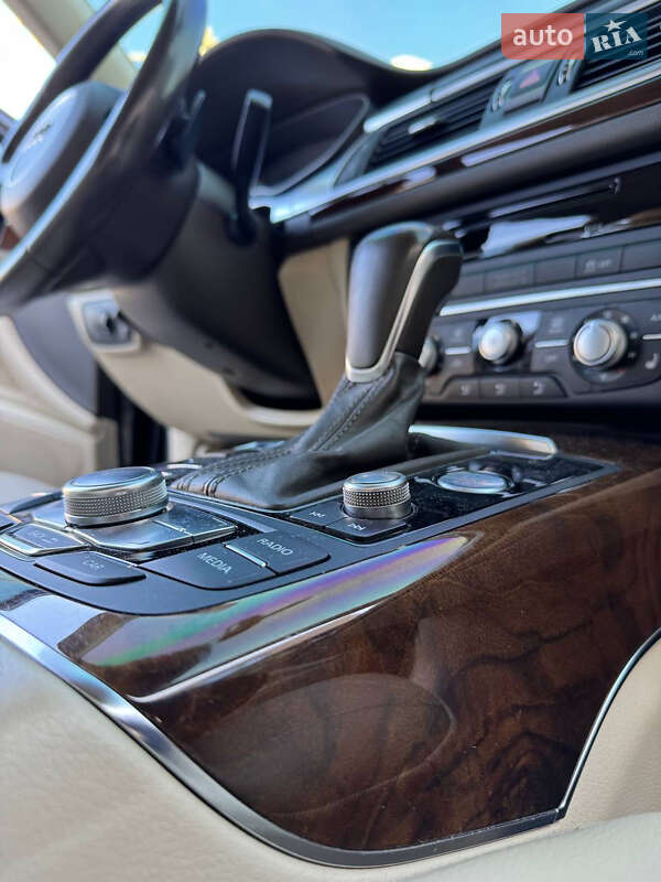 Седан Audi A6 2016 в Ужгороде