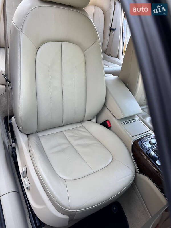 Седан Audi A6 2016 в Ужгороде