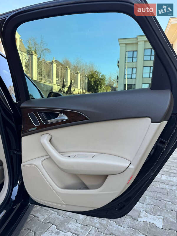Седан Audi A6 2016 в Ужгороде
