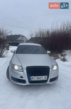 Седан Audi A6 2004 в Іванкові