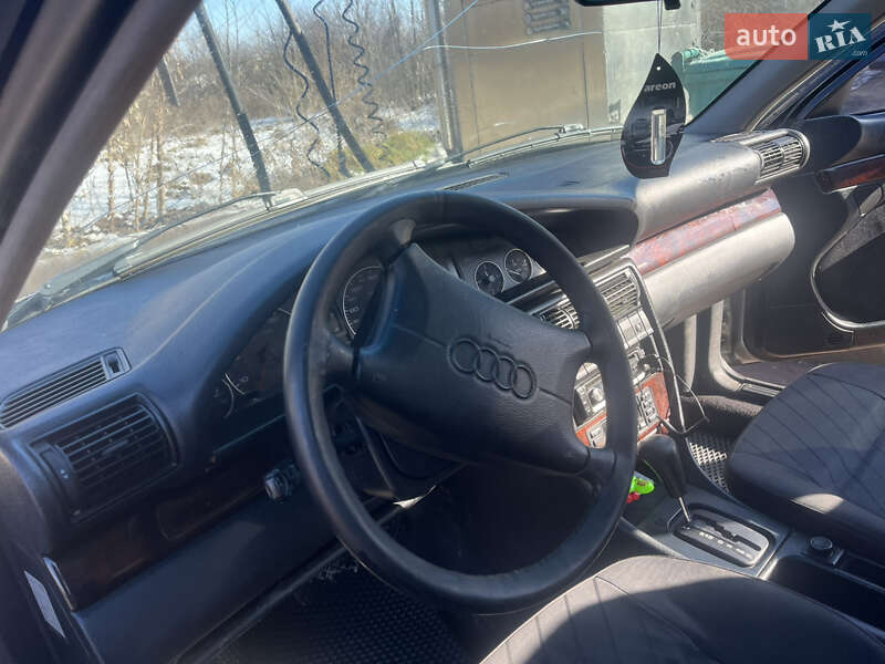 Седан Audi A6 1997 в Рівному