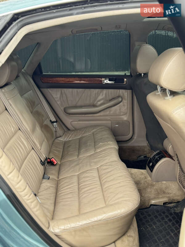 Седан Audi A6 1998 в Чернівцях