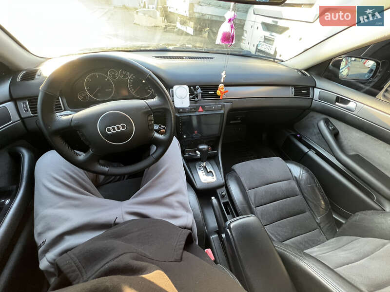 Седан Audi A6 2002 в Одессе