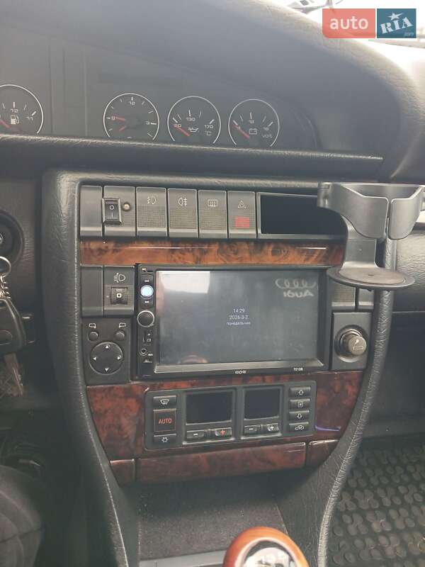 Седан Audi A6 1996 в Кельменцях