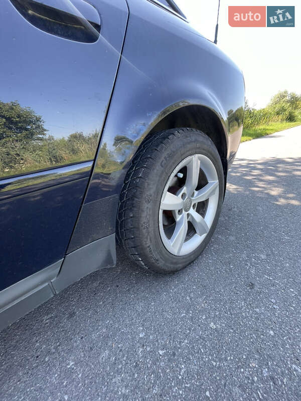 Седан Audi A6 2000 в Бурштині