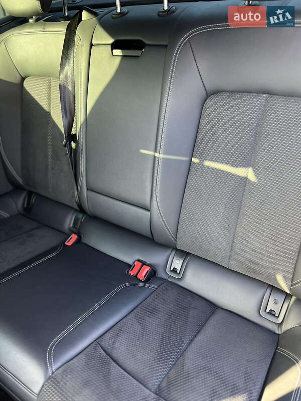 Седан Audi A6 2020 в Хмельницькому