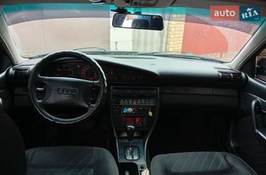 Седан Audi A6 1996 в Глухове