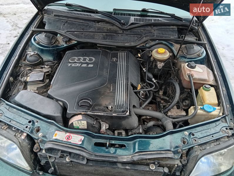 Седан Audi A6 1996 в Глухові