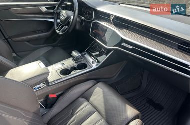 Седан Audi A6 2022 в Львове