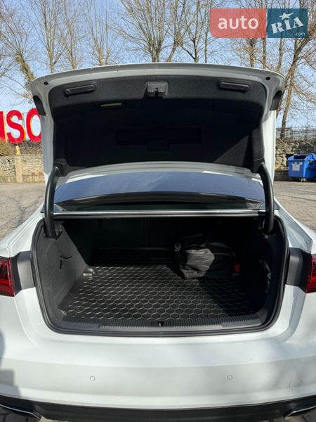 Седан Audi A6 2017 в Львові