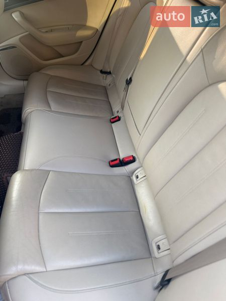 Седан Audi A6 2016 в Киеве
