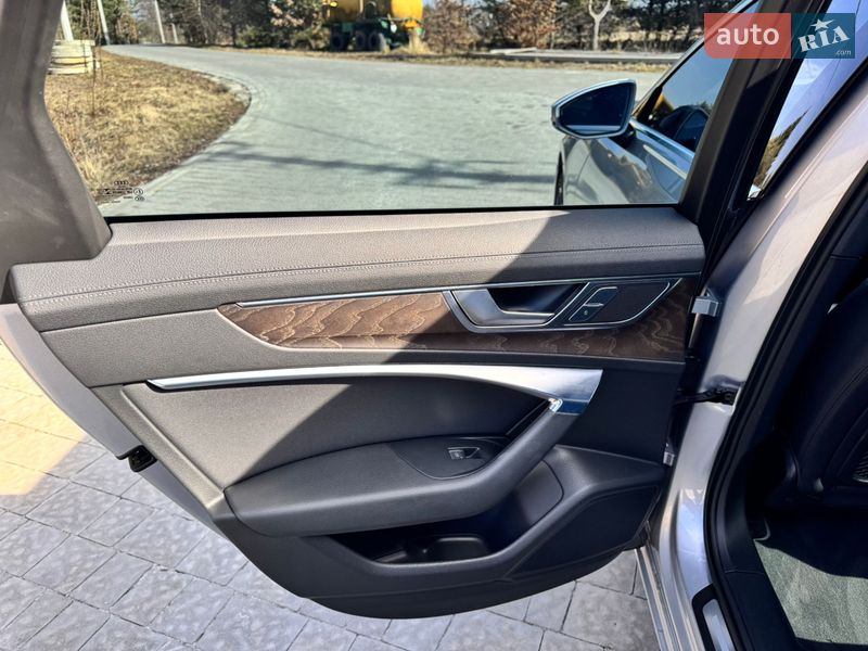 Седан Audi A6 2019 в Львове