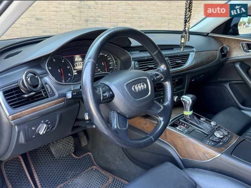 Седан Audi A6 2012 в Киеве