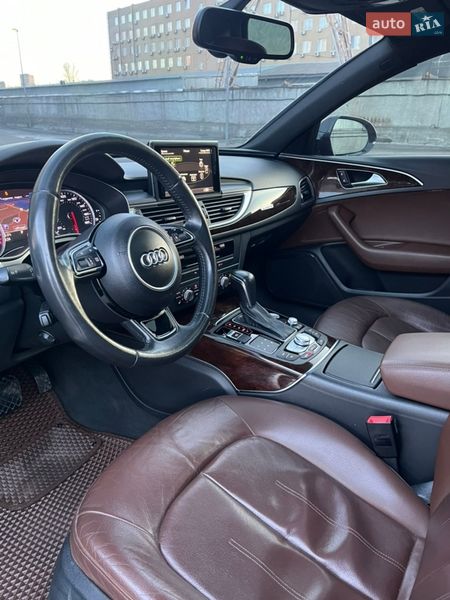 Седан Audi A6 2015 в Киеве