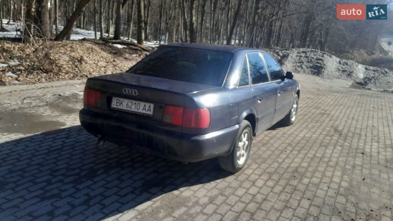 Седан Audi A6 1995 в Кременці