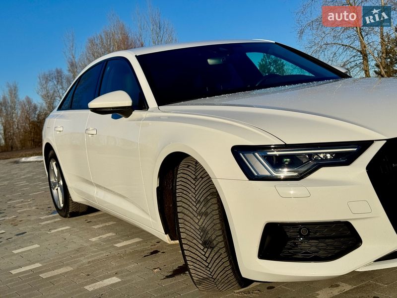 Седан Audi A6 2022 в Киеве