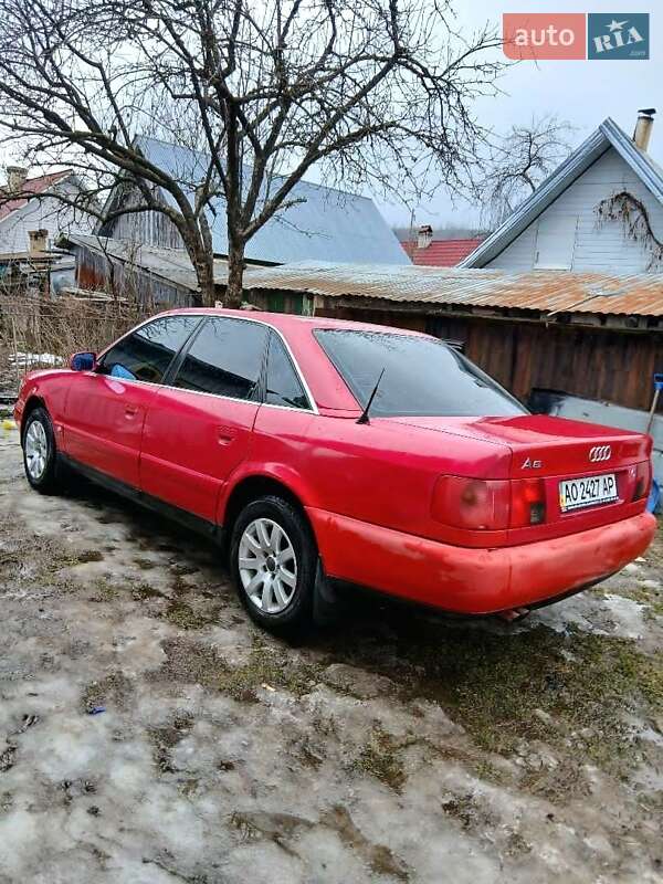 Седан Audi A6 1997 в Вижниці