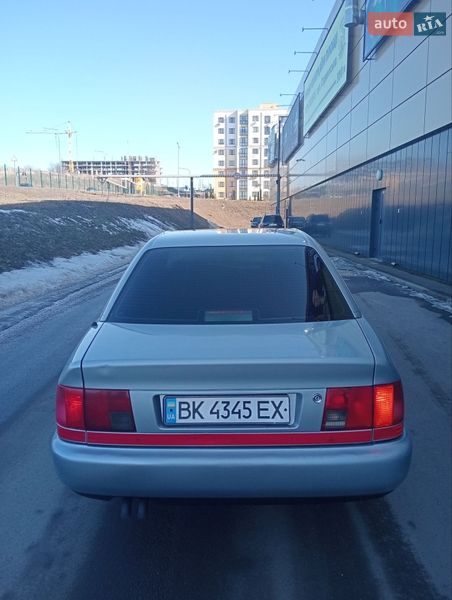 Седан Audi A6 1997 в Ровно