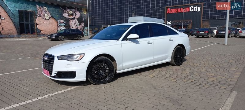 Седан Audi A6 2015 в Луцке