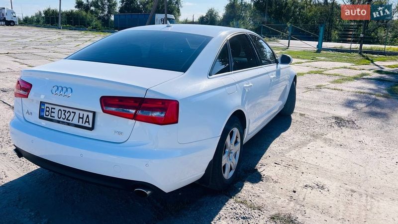 Седан Audi A6 2011 в Новому Бузі