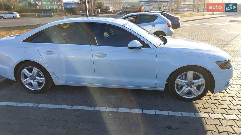 Седан Audi A6 2014 в Луцке