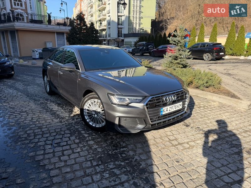 Седан Audi A6 2019 в Киеве