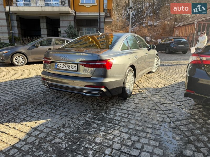 Седан Audi A6 2019 в Киеве