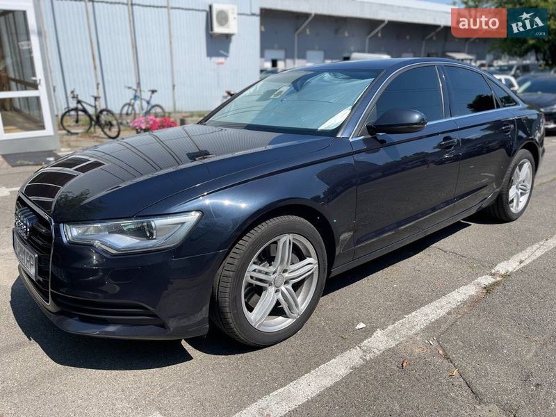Седан Audi A6 2014 в Киеве