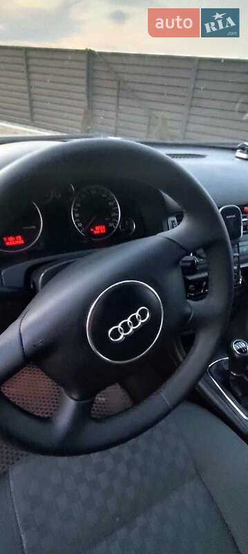 Універсал Audi A6 2003 в Камені-Каширському