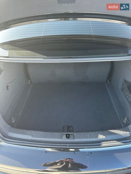 Седан Audi A6 2013 в Запорожье