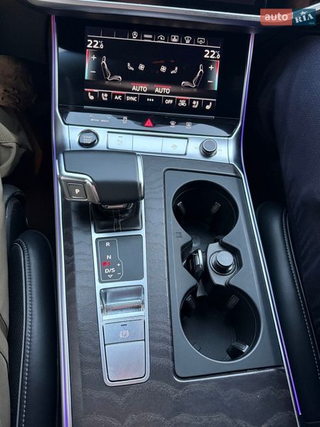 Седан Audi A6 2022 в Киеве