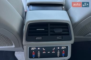 Седан Audi A6 2020 в Киеве