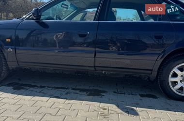 Седан Audi A6 1996 в Старом Самборе