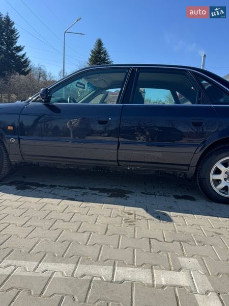 Седан Audi A6 1996 в Старом Самборе