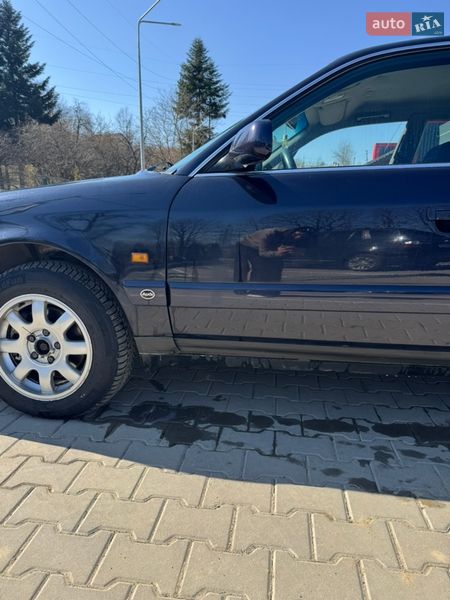 Седан Audi A6 1996 в Старом Самборе