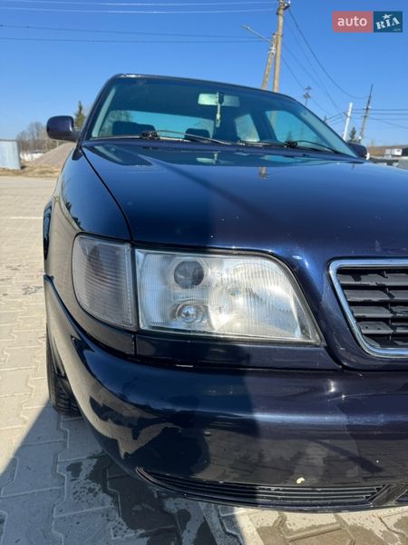 Седан Audi A6 1996 в Старом Самборе